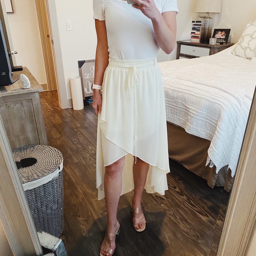 Cecico Tiered Off-White Skirt
